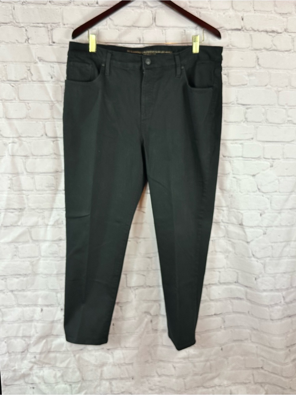 Chico's (3) so slimming Black girlfriend slim leg ankle Stretch Jeans women 16